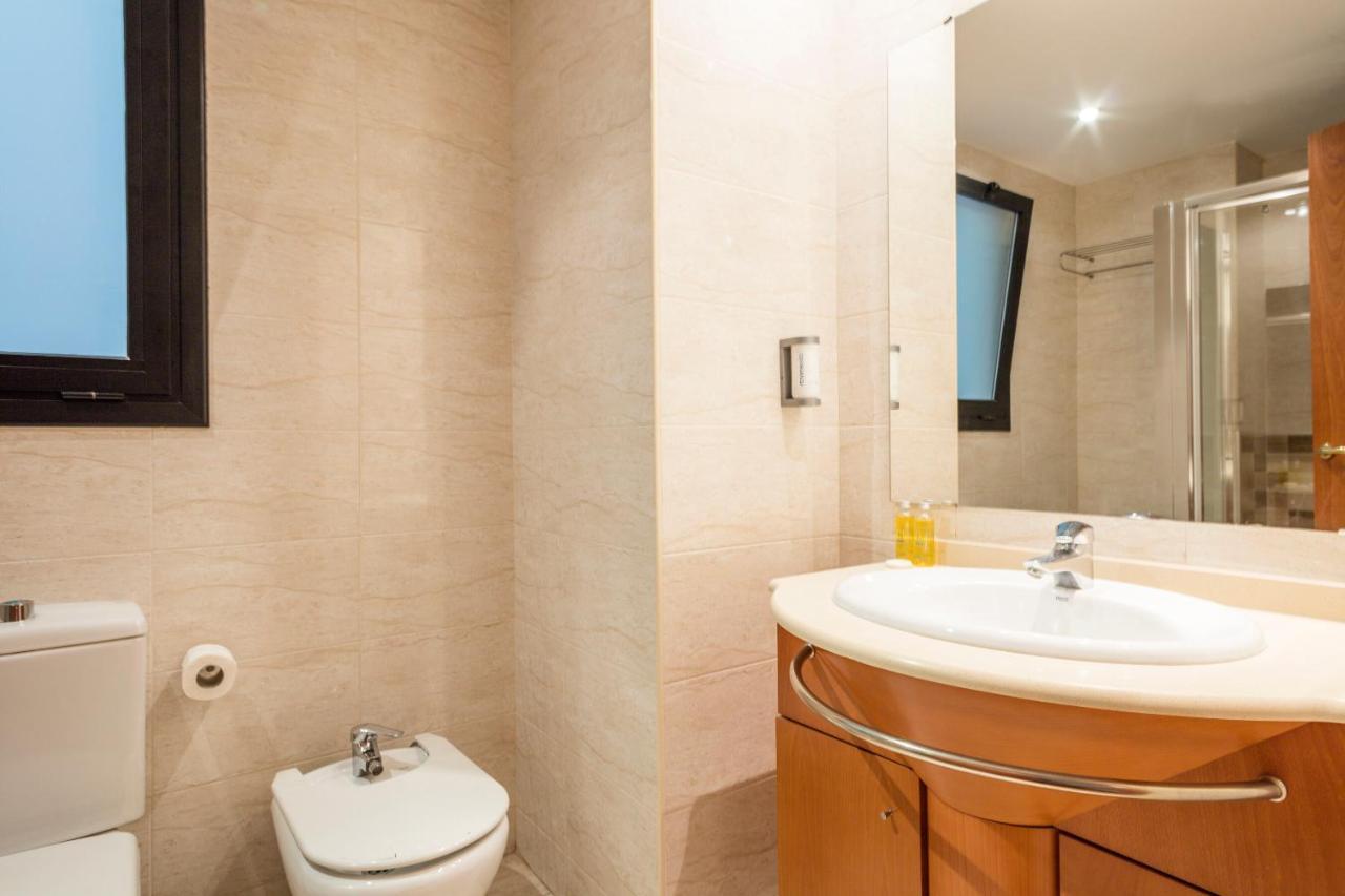 Habitat Apartments Carders برشلونة المظهر الخارجي الصورة