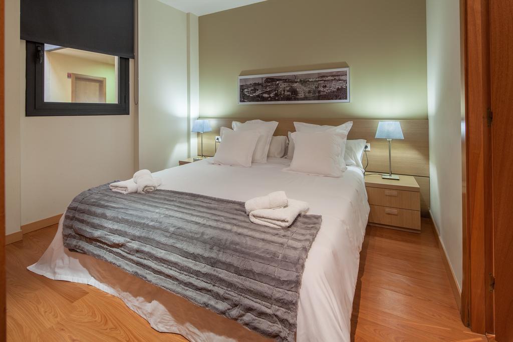 Habitat Apartments Carders برشلونة الغرفة الصورة